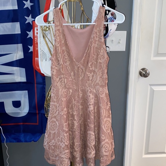 Speechless dress - Picture 2 of 4